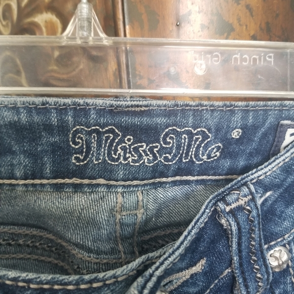 Miss Me Jeans - Picture 4 of 4